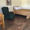 Отель Fort Road Motel, фото 3