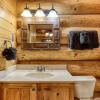 Отель Cabin Fever Lodge #750, фото 20