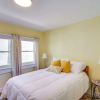 Отель Long Beach Cottage, Walk to Beach & Downtown!, фото 6