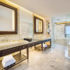 Отель The St. Regis Sanya Yalong Bay Resort, фото 9