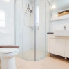 Отель Spacious And Homey 3Br At Sky House Bsd Apartment, фото 11