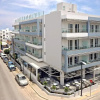 Отель Astron Suites & Apartments, фото 1