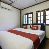 Отель OYO 1062 Baanrai Kongjaroen, фото 10