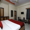 Отель OYO 12671 Hotel Prithvi Palace, фото 5