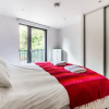 Отель Luxury 1 Bed Castle View Apartment, фото 25