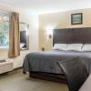 Отель Rodeway Inn Lake George Outlets, фото 5