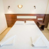 Отель Eris Hotel, фото 2