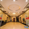 Отель Xinxiang Jiuzhou Hotel (Railway Station Pangdonglai Plaza), фото 2