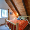 Отель Mt Baker Lodging Cabin 99 - Sleeps 6, фото 24