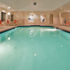 Отель Holiday Inn Express Hotel & Suites Fredericksburg, an IHG Hotel, фото 1