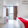 Отель RedDoorz near Terminal Batu Ampar, фото 3