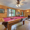 Отель Great Expectations, 3 Bedrooms, Fireplace, Pool Table, Hot Tub, Sleeps 10, фото 10