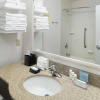 Отель Hampton Inn & Suites Rochester-North, фото 8