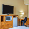 Отель Days Inn & Suites by Wyndham West Edmonton, фото 6