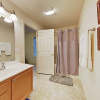 Отель New Listing! Canalfront All-suite: Steps To Beach 5 Bedroom Home, фото 10