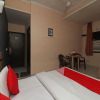 Отель OYO 28336 Hotel Girish, фото 34