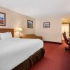Отель Comfort Inn & Suites, фото 32