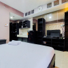 Отель Simply Look Studio Room At 11St Floor Paramount Skyline Apartment, фото 11