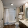 Отель TownePlace Suites Milwaukee Oak Creek, фото 8