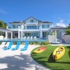 Отель Sunrays Villa by Grand Cayman Villas & Condos в Северной стороне