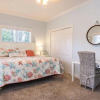 Отель Southern Charm by Oak Island Accommodations, фото 7