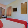 Отель Oyo 27753 Kasa Luxury Inn, фото 16