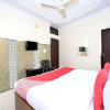 Отель OYO 11906 Hotel Star Welcome, фото 24