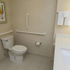 Отель FAIRFIELD INN & SUITES GENEVA FINGER LAKES, фото 6
