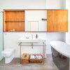 Отель Exceptional Renovated Period Home in Clifton, фото 15