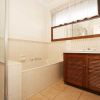 Отель 40 Thames Holiday Unit, фото 8