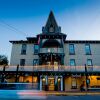 Отель Gananoque Inn & Spa в Гананке