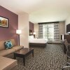 Отель La Quinta Inn & Suites by Wyndham Russellville, фото 15