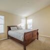 Отель East Denver Home In Quiet Neighborhood Sleeps 13, фото 10