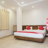 Отель OYO 10893 Hotel Divine Inn, фото 18