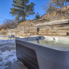 Отель Mountain Viewsclose to Townhot-tubpet-friendly5 BR, фото 17