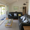 Отель Beachfront Getaway, фото 8