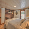 Отель Serene Kootenai Cabin - 3 Mi to Dtwn & River!, фото 4