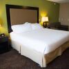 Отель Holiday Inn Express Hotel & Suites Northwood, an IHG Hotel, фото 4