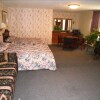 Отель Canadiana Inn, фото 5