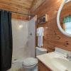 Отель Ever After - One Bedroom Cabin, фото 5
