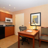Отель Hampton Inn & Suites by Hilton Langley-Surrey, фото 28