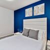 Отель A Touch of Blue! Stylish 2BD Next to Reading Terminal Market, фото 3