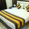 Отель OYO 11150 Hotel JMD Rooms, фото 16