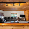 Отель Whiskey Springs by Avantstay Classic Cabin Near Tahoe Donner Ski Area!, фото 23