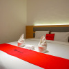 Отель RedDoorz Plus @ Losari Makassar, фото 9