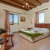 Отель Villa Melina Private Pool Walk to Beach Sea Views A C Wifi Car Not Required - 1605, фото 4