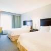 Отель Hampton Inn Suites Smithfield, фото 3