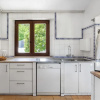 Отель JOIVY 3-BR Cottage w/Terrace & Garden in Colares, фото 19