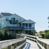Отель Two Buoys And A Gull by Oak Island Accommodations, фото 29