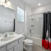 Отель Vibrant 12-bed 10-suite Oasis Colorful Spacious, фото 10